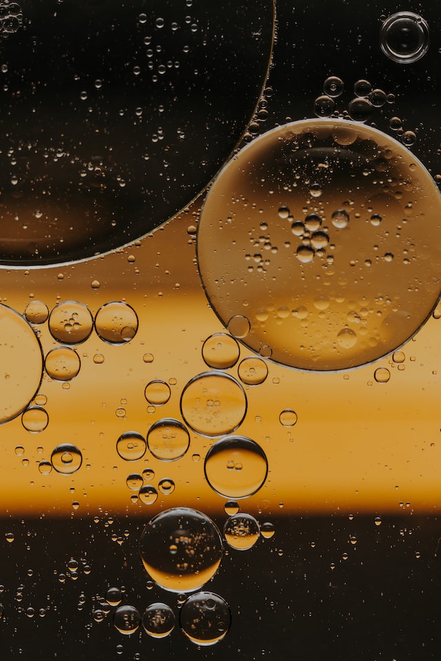 Показатели маслообмена керамических аэраторов в течение года эксплуатации при очистке хозяйственно бытовых сточных вод